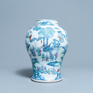 A Chinese doucai '100 boys' vase, Yongzheng/Qianlong — 照片 5