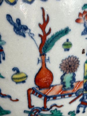 A Chinese doucai 'antiquities' 'hu' vase, Qianlong mark, 19th C. — photo 17