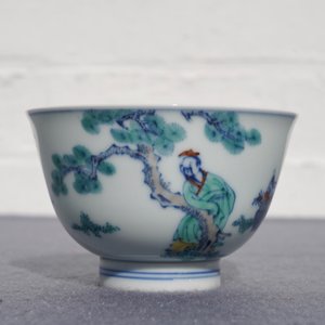 A Chinese doucai bowl with figures in a landscape, Kangxi mark, 19/20th C. — 照片 8