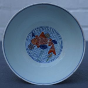 A Chinese doucai bowl with fish in a lotus pond, Xuande mark, Kangxi — photo 19