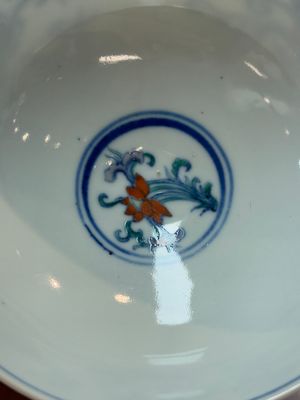 A Chinese doucai bowl with floral design, Wen Tang Ya Zhi 文棠雅制 mark, Daoguang — foto 5