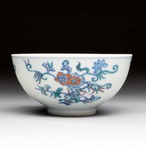 A Chinese doucai bowl with floral design, Wen Tang Ya Zhi 文棠雅制 mark, Daoguang — foto 2