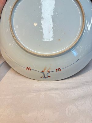 A Chinese doucai dish with floral design, Kangxi — photo 12