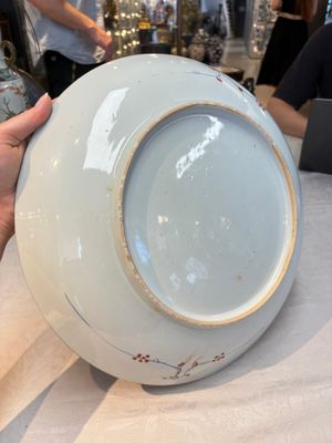 A Chinese doucai dish with floral design, Kangxi — photo 13