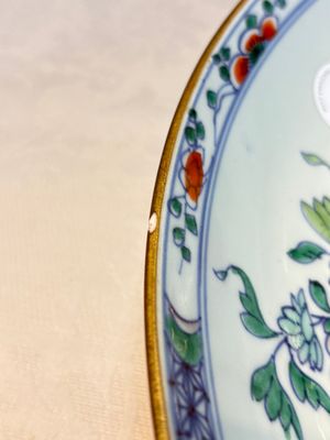 A Chinese doucai dish with floral design, Kangxi — photo 7