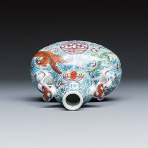 A Chinese doucai double-gourd vase with dragons and ruyi handles — photo 6