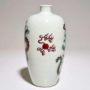 A Chinese doucai "dragon" meiping vase, 20th C. — 照片 4