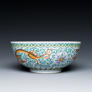 A Chinese doucai 'dragons' bowl, Jiaqing mark, 19th C. — photo 3