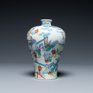 A Chinese doucai 'meiping' '100 boys' vase, Chenghua mark, 20th C. — photo 1
