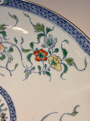 A Chinese doucai 'peony and chrysanthemum' dish, Yongzheng — photo 3