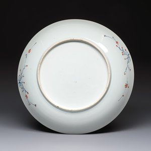 A Chinese doucai 'peony and chrysanthemum' dish, Yongzheng — photo 2