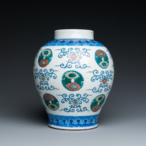 A Chinese doucai vase, Daoguang mark and of the period — photo 2