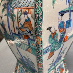 A Chinese doucai vase with elephant handles, Qianlong/Jiaqing — 照片 42