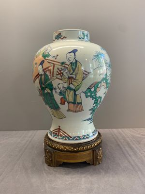 A Chinese doucai vase with gilt bronze mount, Chenghua mark, 19th C. — photo 1