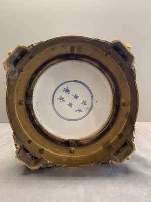 A Chinese doucai vase with gilt bronze mount, Chenghua mark, 19th C. — photo 6