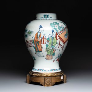 A Chinese doucai vase with gilt bronze mount, Chenghua mark, 19th C. — photo 2
