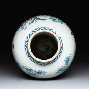 A Chinese doucai vase with gilt bronze mount, Chenghua mark, 19th C. — photo 5