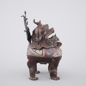 A Chinese dragon censer in champlevé enameled bronze, 18/19th C. — photo 4