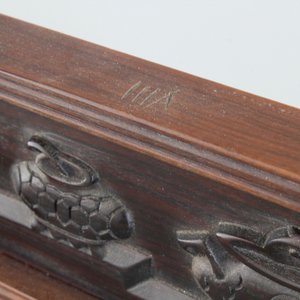 A Chinese dream stone plaque in a carved hardwood stand, 19/20th C. — photo 6