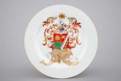 A Chinese Dutch-market export porcelain armorial plate, arms of the "de Heere" family, Qianlong, ca. 1763