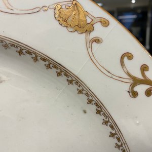 A Chinese Dutch market van Beeftingh armorial dish, Qianlong — photo 3