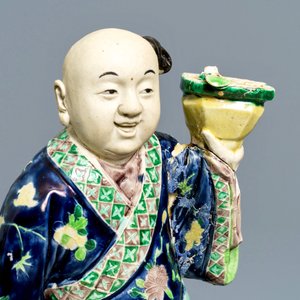 A Chinese 'Eight Immortals' set of enamelled biscuit figures, Republic, 20th C. — photo 14