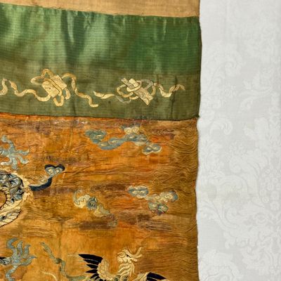 A Chinese embroidered silk 'Dragon and Phoenixes' panel — photo 9
