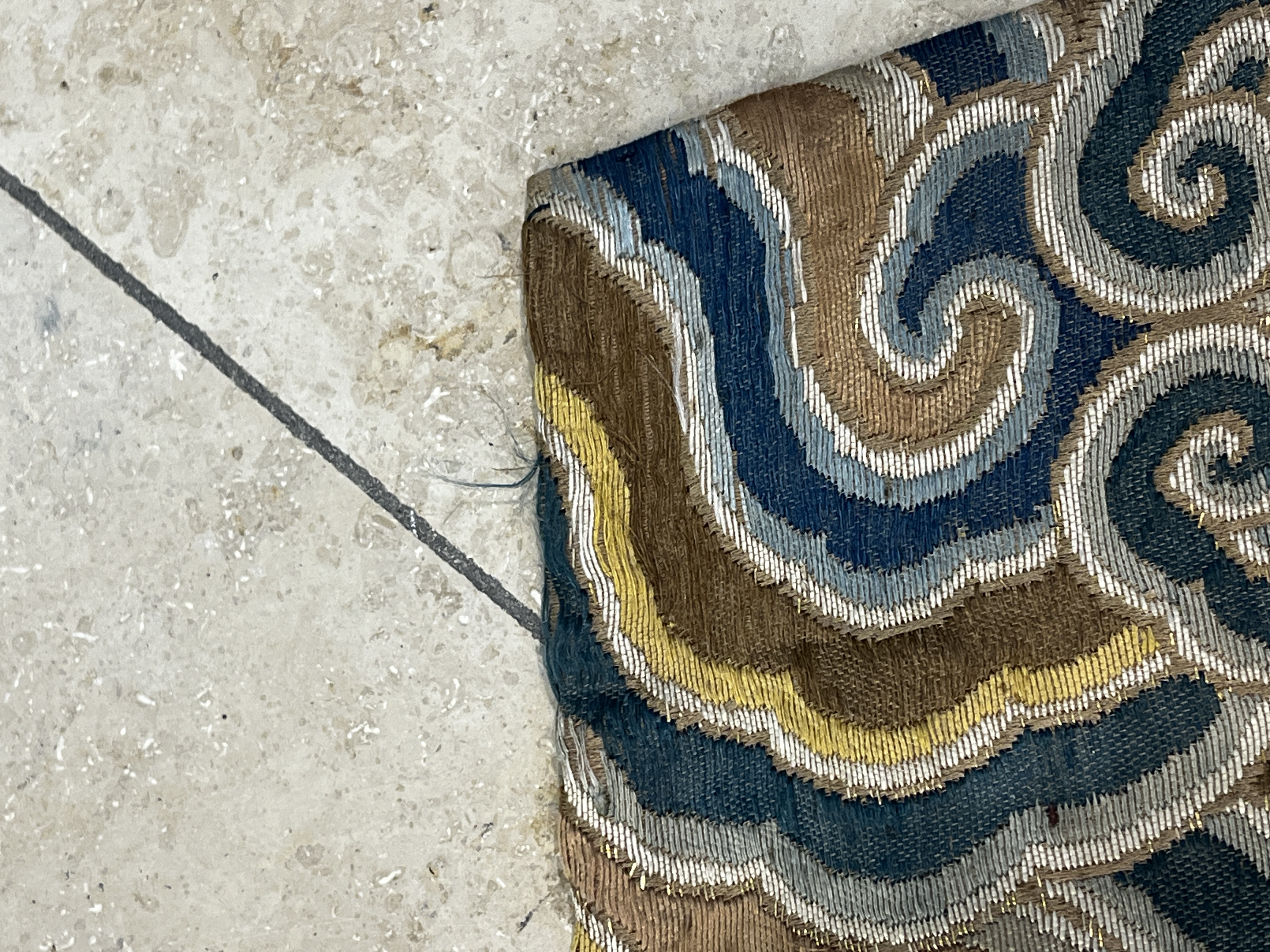A Chinese embroidered silk panel — photo 13