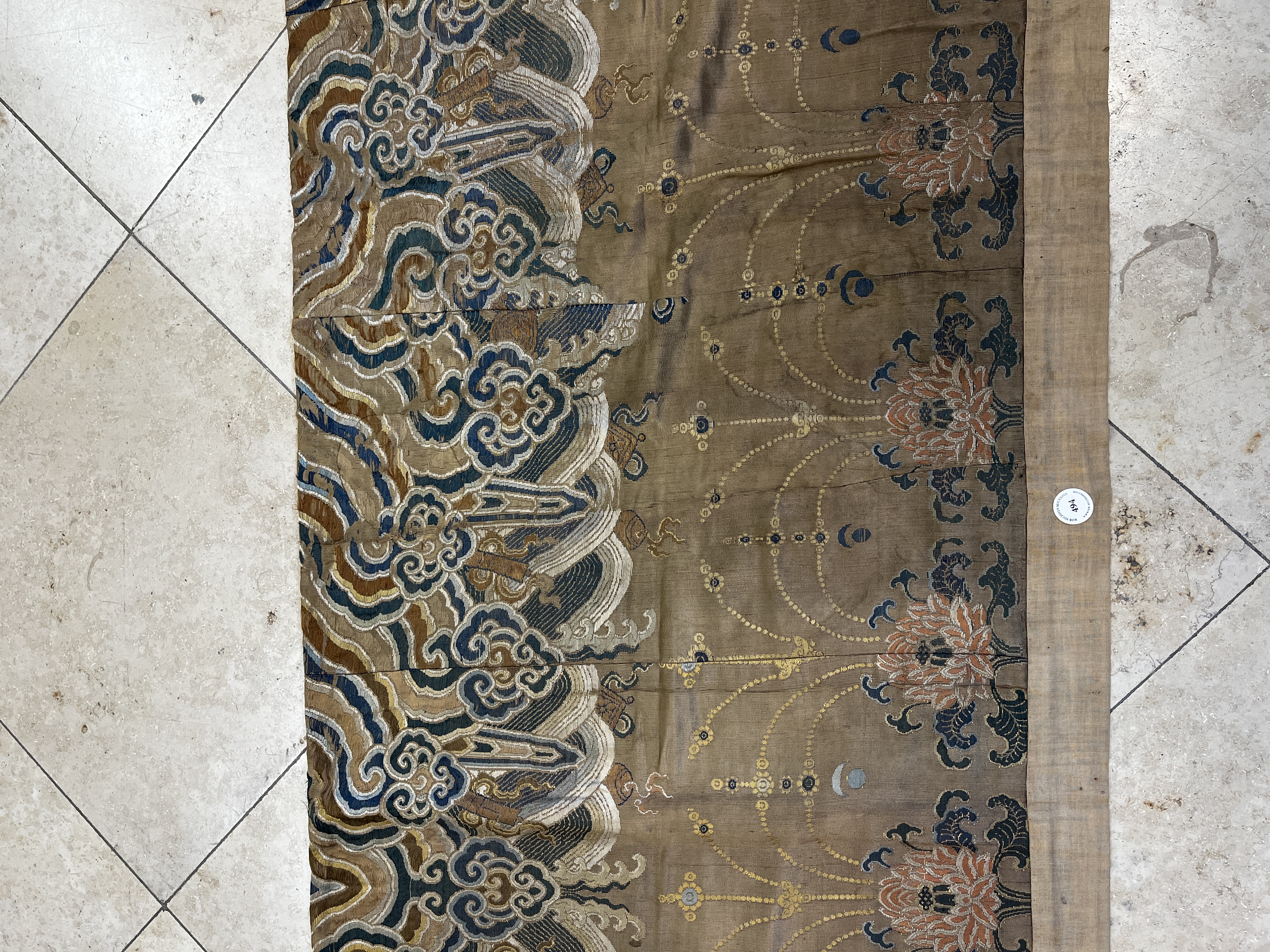 A Chinese embroidered silk panel — photo 5