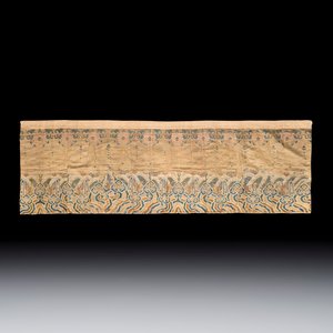 A Chinese embroidered silk panel — photo 1