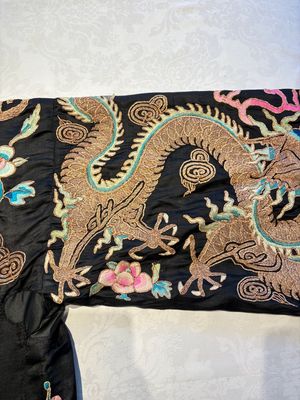 A Chinese embroidered silk Peking opera costume, Republic — 照片 24