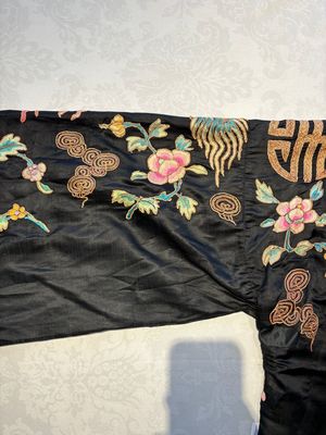 A Chinese embroidered silk Peking opera costume, Republic — 照片 9