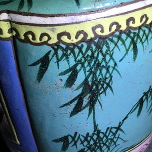 A Chinese enameled Yixing stoneware teapot and cover, 19th C. — photo 12