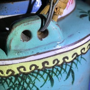 A Chinese enameled Yixing stoneware teapot and cover, 19th C. — photo 13