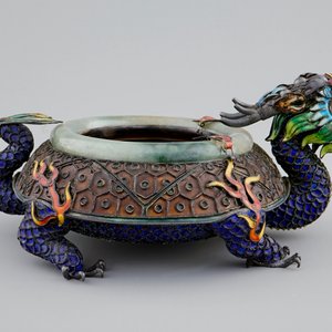A Chinese enamelled silver and jade censer of dragon shape, 19/20th C. — 照片 3