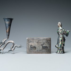 A Chinese enamelled silver figure, a silver vase, a silver-inlaid bronze censer and a silver-plated bronze box, 19/20th C. — photo 4