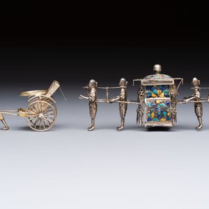 A Chinese enamelled silver model of four bearers and a silver model of a bearer, Guang Sheng Yuan 廣生源 and Yan Ji 衍記 mark, 19th C. — foto 4