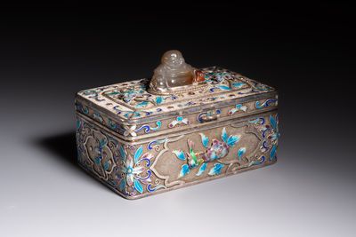 A Chinese enamelled silver rectangular casket adorned with an agate Millefo Buddha, 20th C.