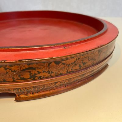 A Chinese enamelled Yixing stoneware nine-piece 'peonies' sweetmeat set on a Southeast Asian lacquer tray, 19th C. — foto 20