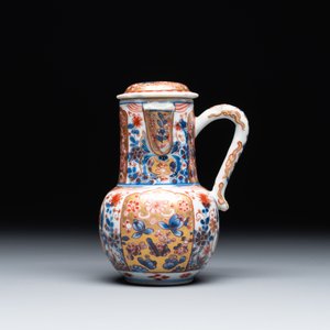 A Chinese English-decorated blue and white jug and cover, Kangxi — foto 2
