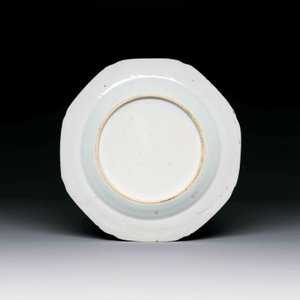 A Chinese export famille rose 'Building of the Temple of Solomon' plate, Qianlong, ca. 1760 — 照片 2
