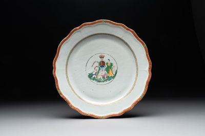 A Chinese export famille rose dish with a crowned coat of arms of the King's Club for the Danish market, Qianlong