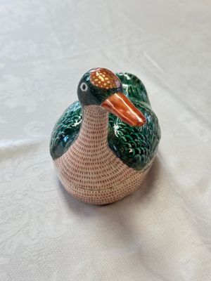 A Chinese export famille rose goose-form tureen and stand, Qianlong — photo 5