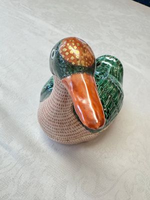 A Chinese export famille rose goose-form tureen and stand, Qianlong — photo 7