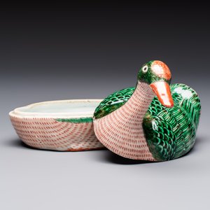 A Chinese export famille rose goose-form tureen and stand, Qianlong — photo 8