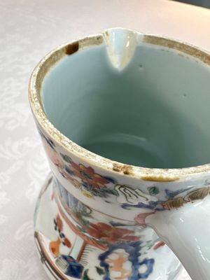 A Chinese export famille rose 'Xi Xiang Ji' jug and cover, Yongzheng/Qianlong — photo 11