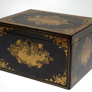 A Chinese export gilt lacquer tea box, 19th C. — photo 1