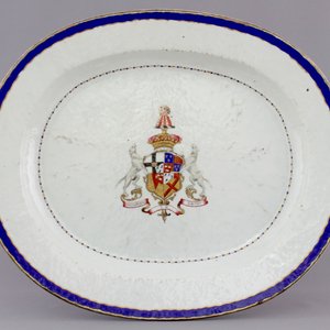 A Chinese export porcelain armorial oval serving dish, arms Brydges with Gamon in Pretence, late 18th C. — 照片 1