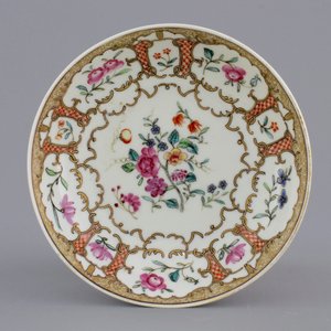 A Chinese export porcelain jug and cover with matching saucer, 18th C. — 照片 2