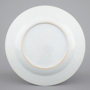 A Chinese export porcelain plate with a cockerel with pseudo-silver rim, Yongzheng, 1722-1735 — photo 2